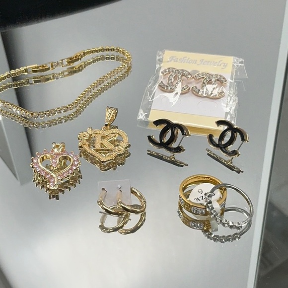 Bundle - Picture 2 of 2